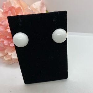 Vintage solid white classic clip earrings